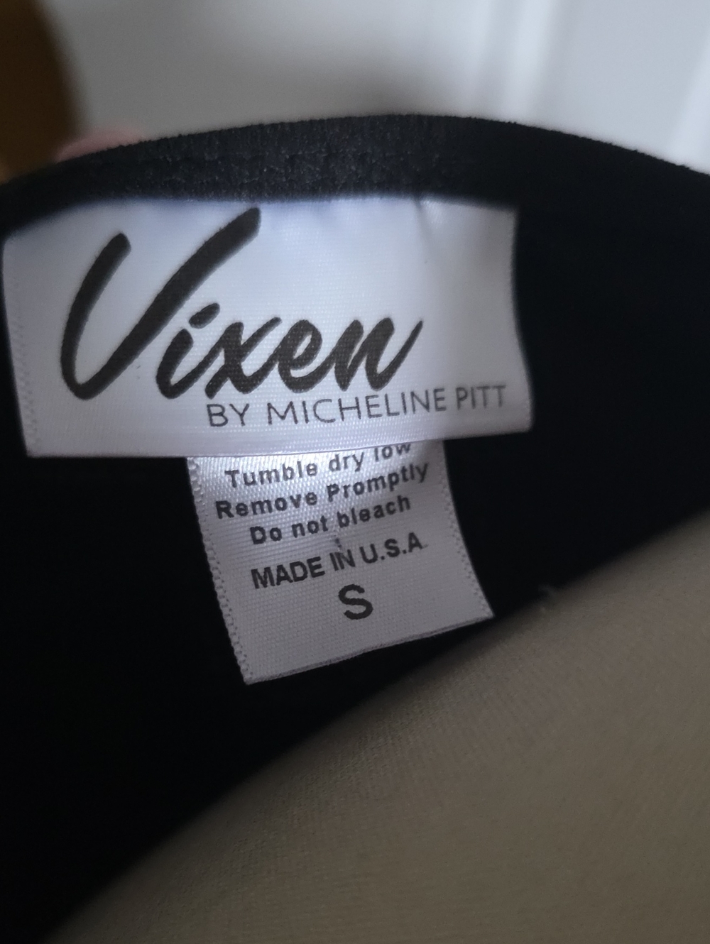 VIXEN by Micheline Pitt Wild Ways top in Black sz S - Picture 3 of 3